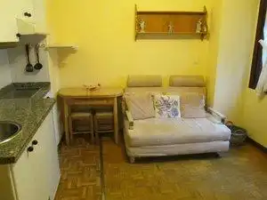 Sala de estar de Apartamento de alquiler en Oviedo  con Amueblado