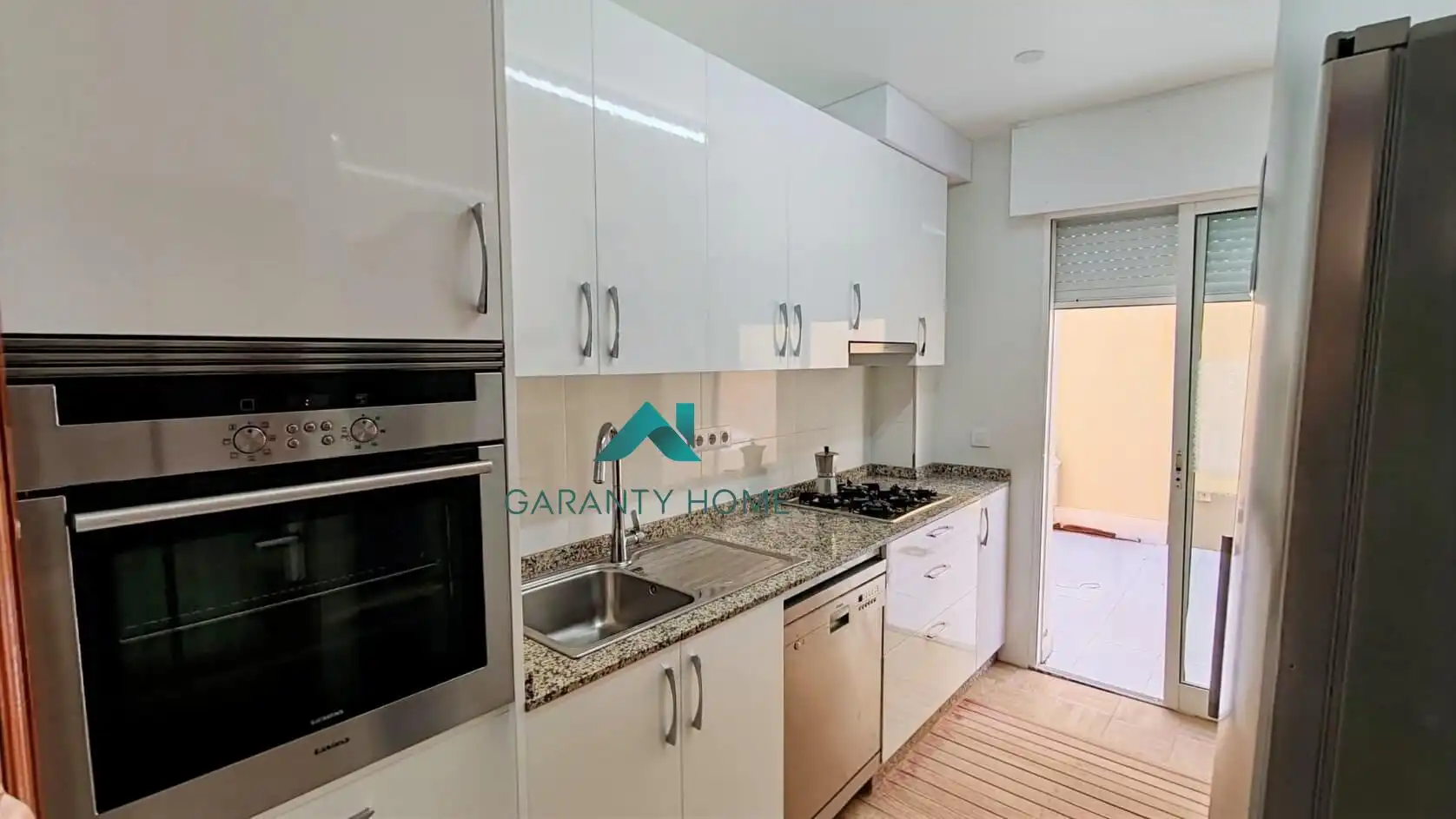 Cocina de Planta baja en venta en La Manga del Mar Menor con Jardín privado, Amueblado y Balcón