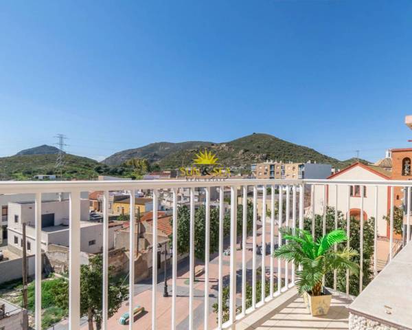 Apartamento en Alquiler en Alumbres - Escombreras