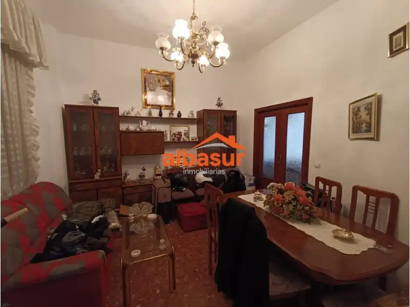 Sala d'estar de Casa o xalet en venda en Córdoba amb Aire condicionat, Calefacció i Moblat