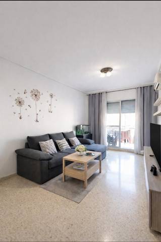 Piso en Venta en  DOLORES IBARRURI PASIONAR en El Plantinar – Avda. La Paz - El Juncal