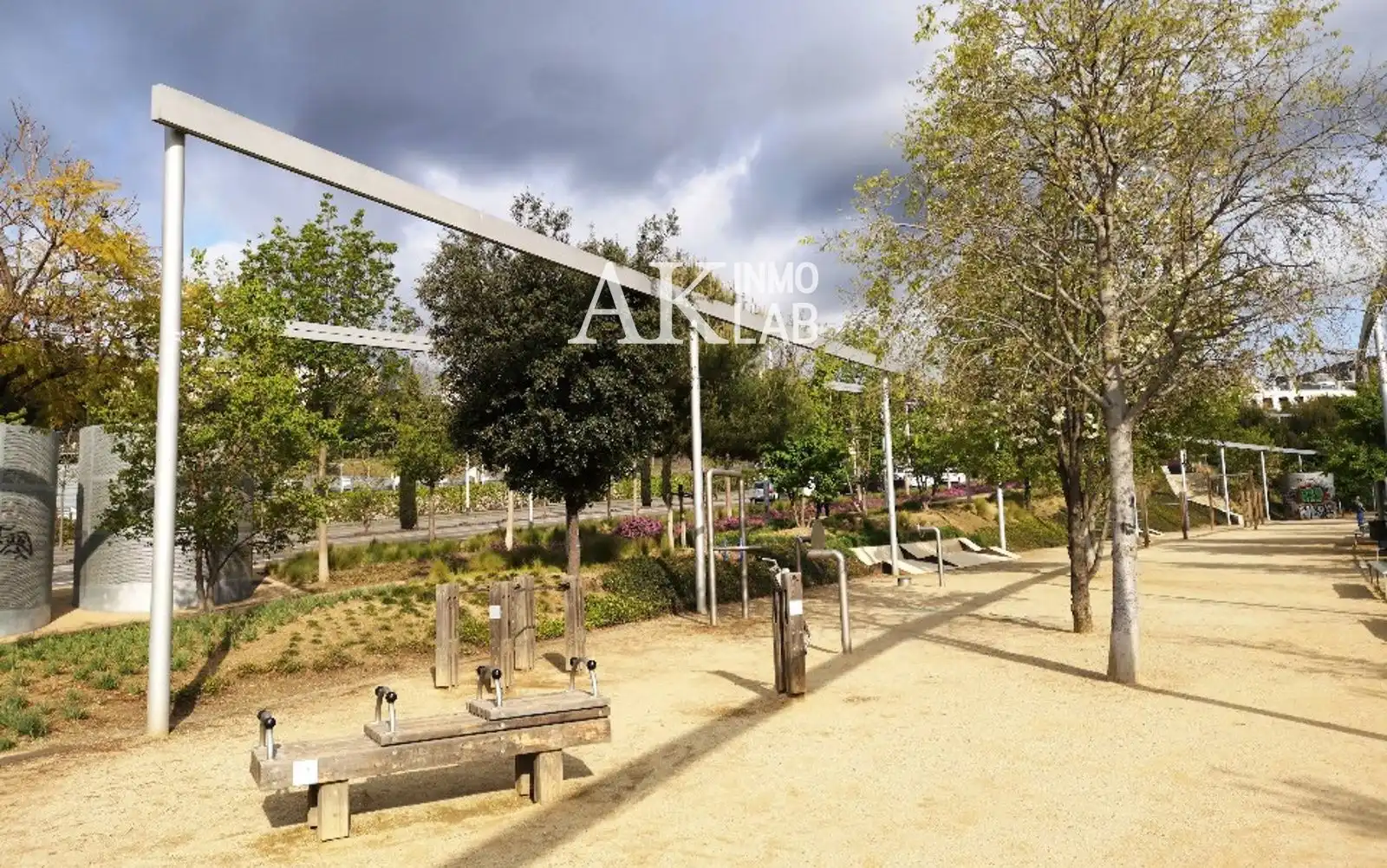 Vista exterior de Casa o xalet en venda en Barcelona amb Aire condicionat, Calefacció i Terrassa