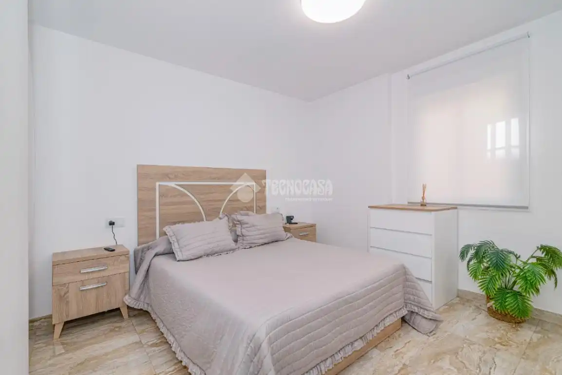 Bedroom of Flat for sale in Lucena  with Air Conditioner