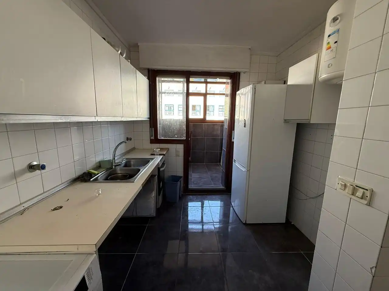 Cuina de Pis en venda en Castro-Urdiales amb Calefacció, Parquet i Terrassa