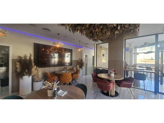 Local comercial en Venta en Avenida Aguilera en Alipark