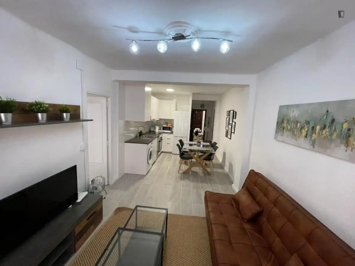 Habitación en El Molinillo - Capuchinos