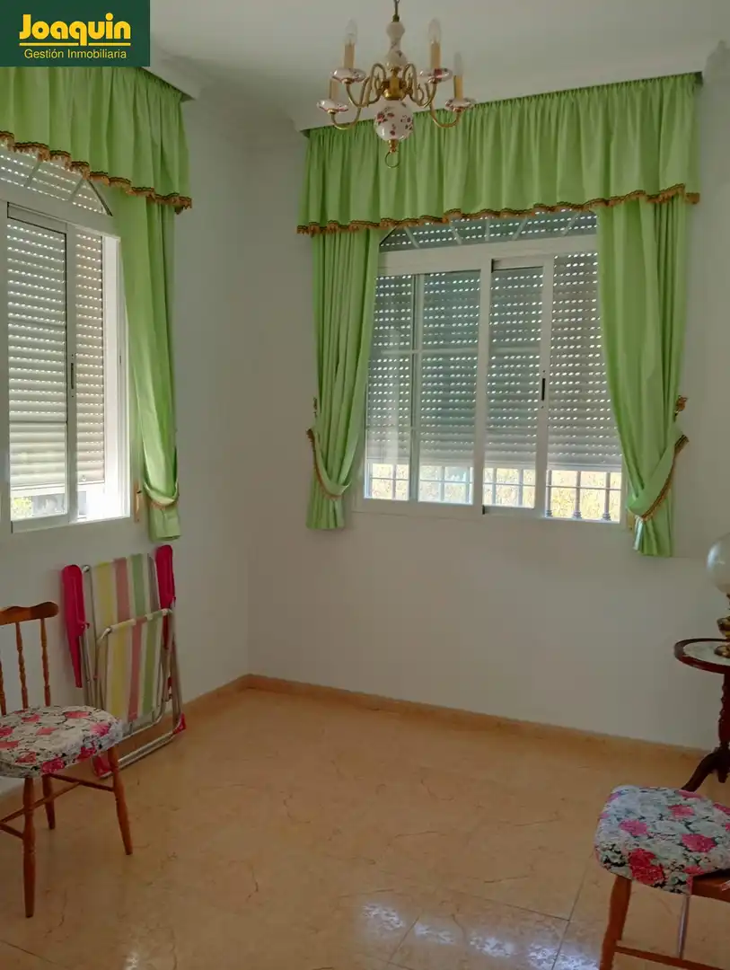 Chalet con piscina en venta en Periurbano Este - Campiña, imagen 9