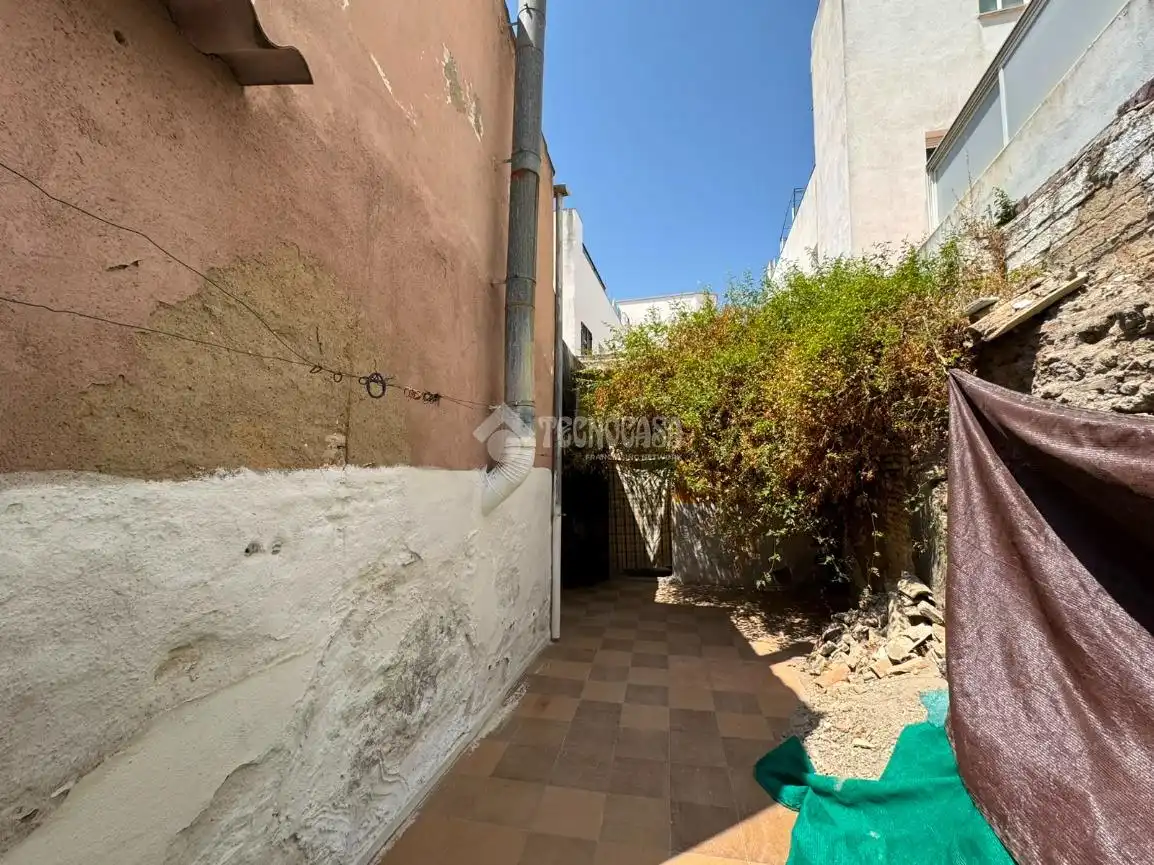 Casa adosada en venda a Écija