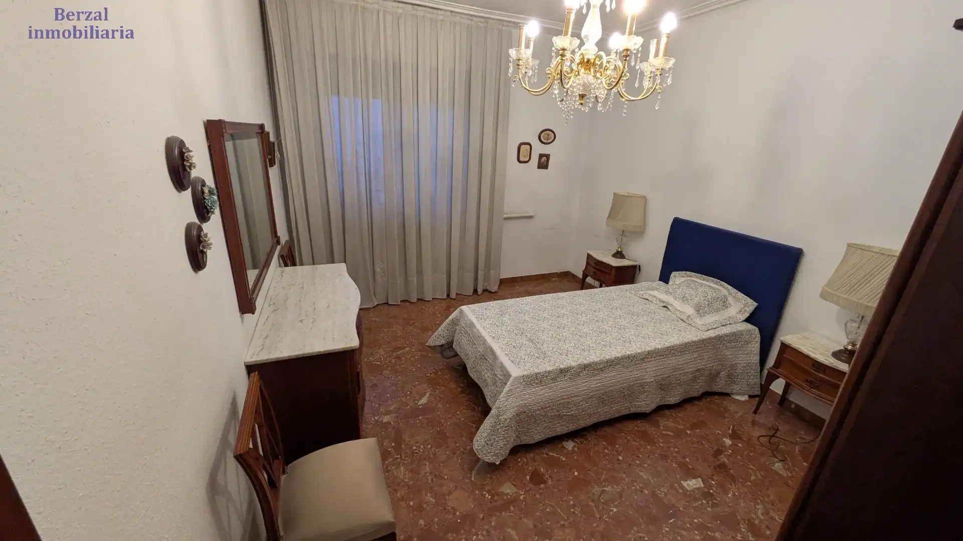 Dormitori de Pis en venda en  Logroño amb Calefacció i Terrassa