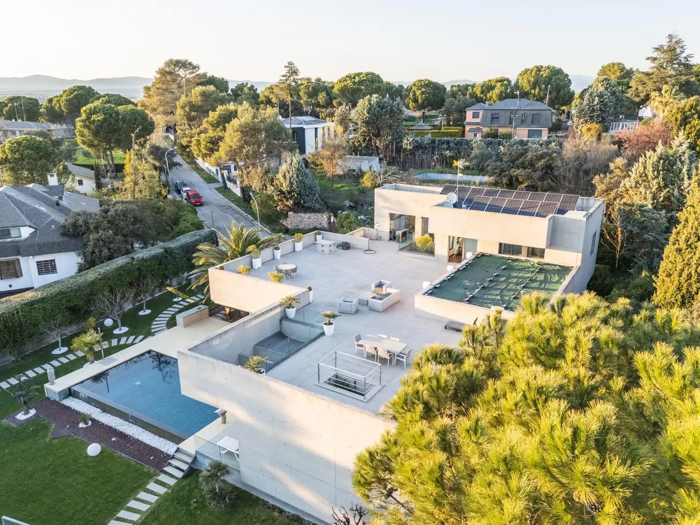 Terrassa de Casa o xalet en venda en Villaviciosa de Odón amb Aire condicionat, Calefacció i Jardí privat