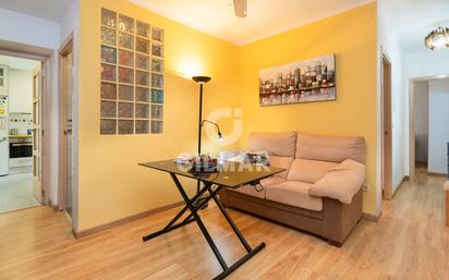 Bedroom of Flat for sale in  Madrid Capital