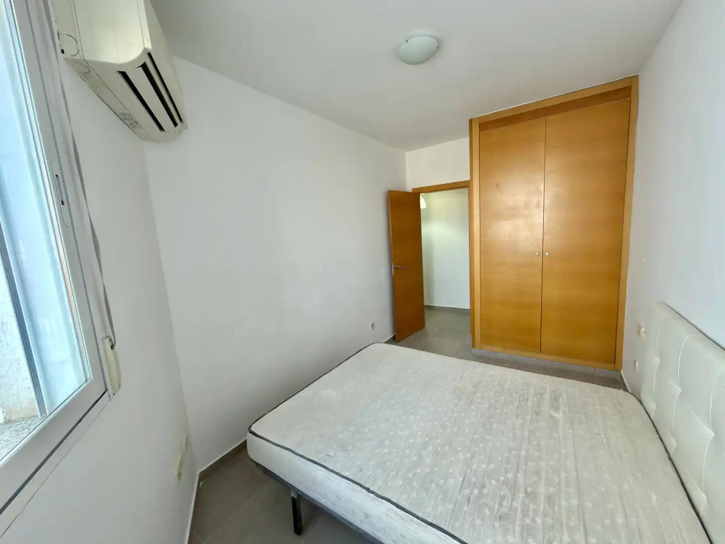 Schlafzimmer von Wohnung zum Verkauf in Vilamarxant mit Klimaanlage und Balkon