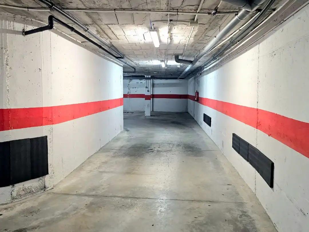 Garage for rent in Campello pueblo