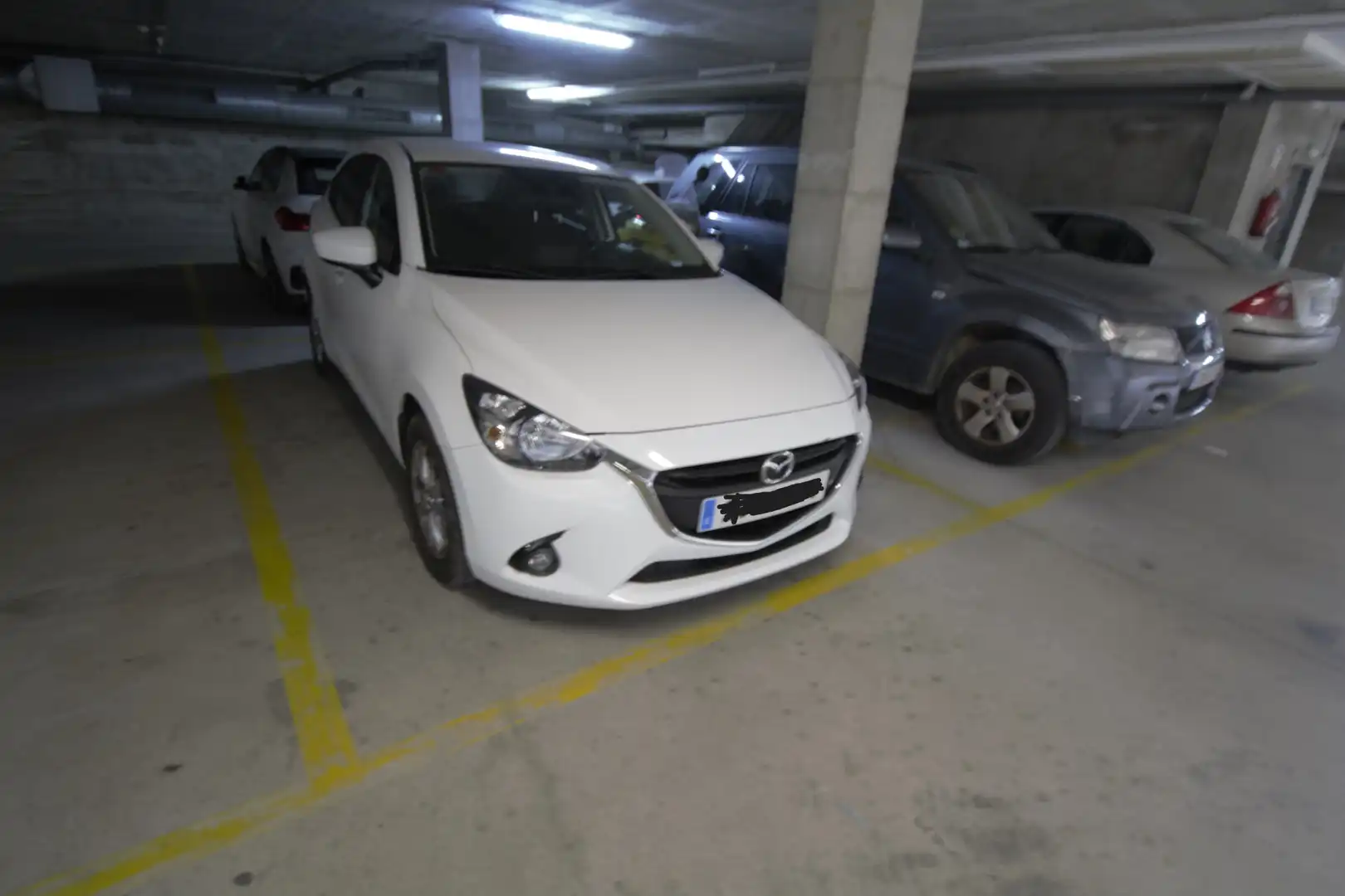 Individual with lift for sale in Carrer Sallent 35, imagen 2