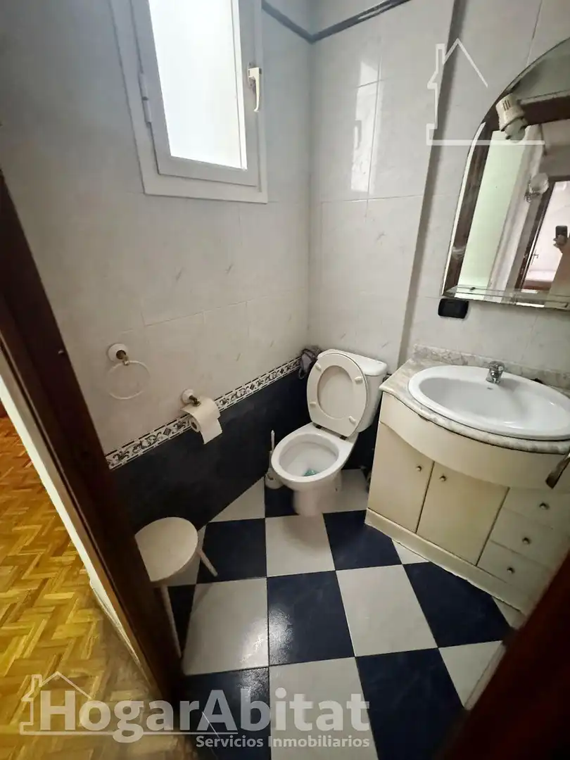Badezimmer von Wohnung zum Verkauf in Castellón de la Plana / Castelló de la Plana
