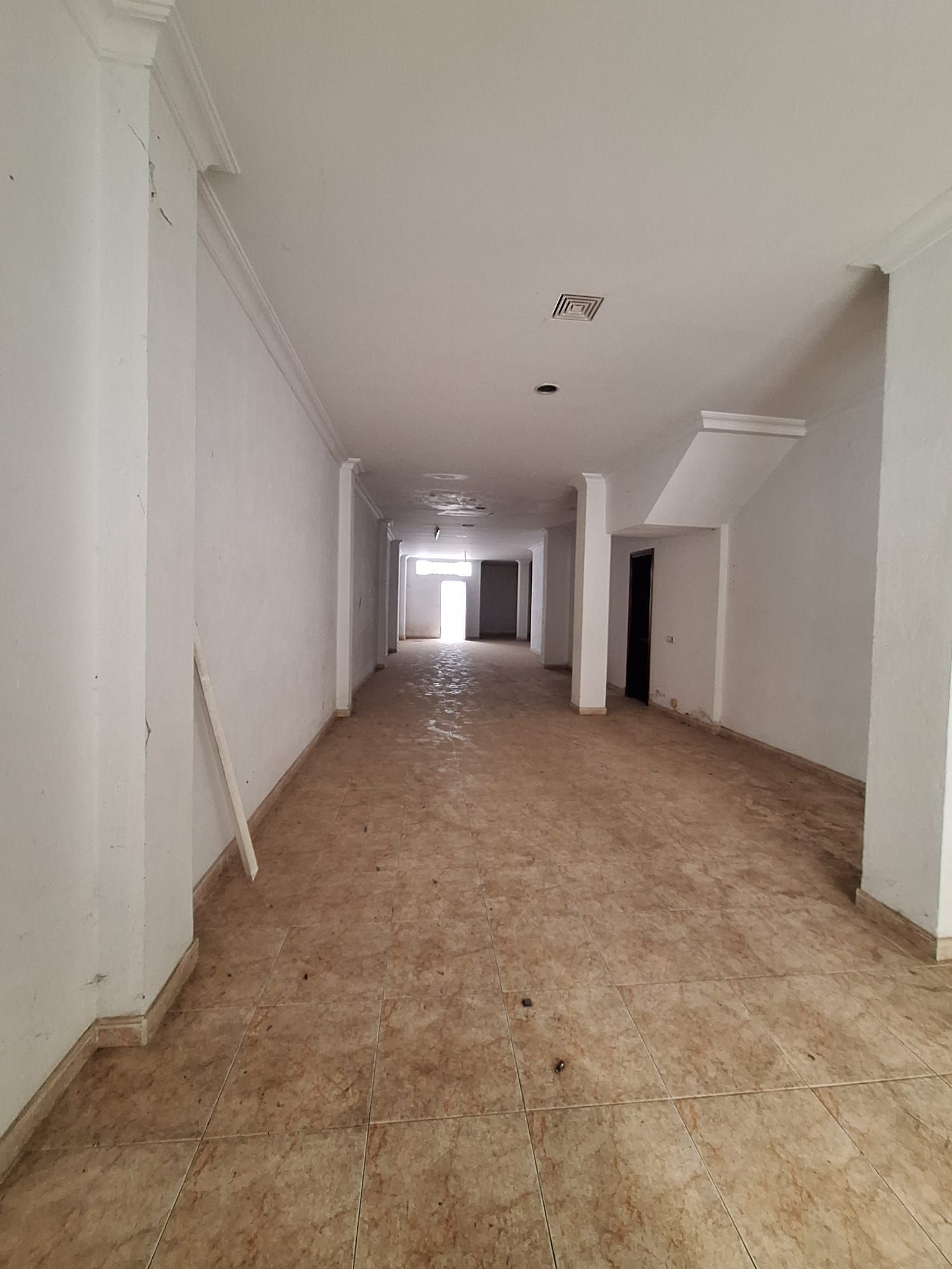 Premises for sale in  Huelva Capital