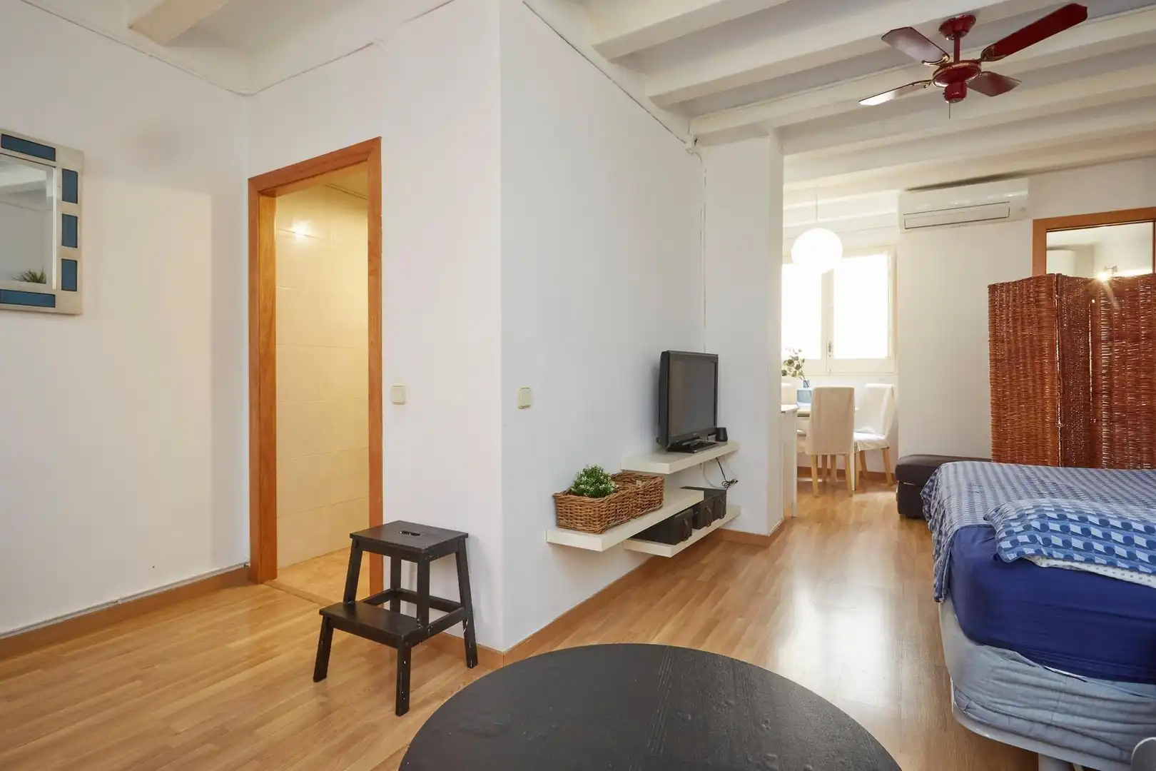 Bedroom of Lofts for sale in Barcelona  with Parquet flooring and Balcony