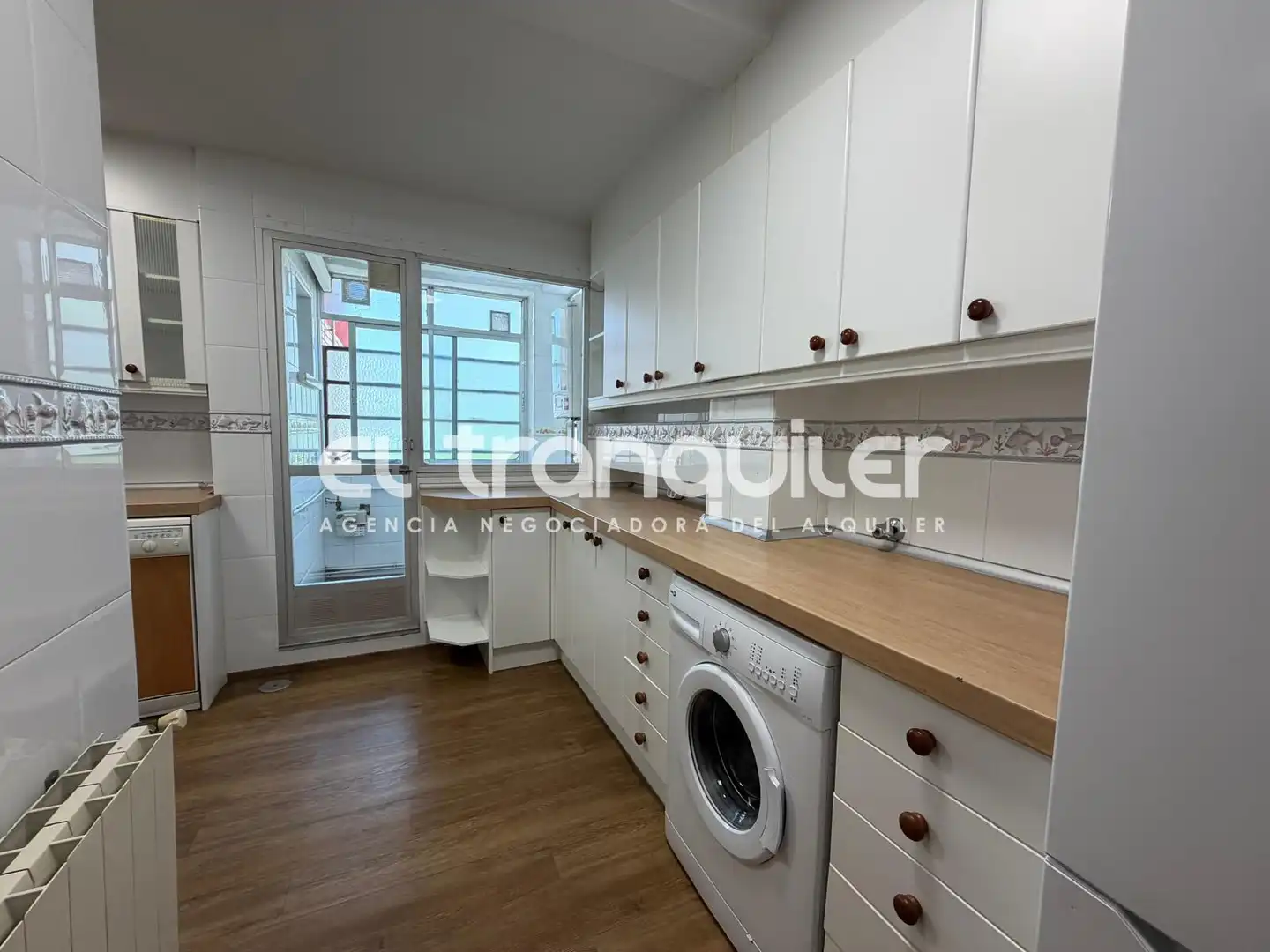 Cocina de Piso de alquiler en San Martín de la Vega con Parquet, Terraza y Piscina