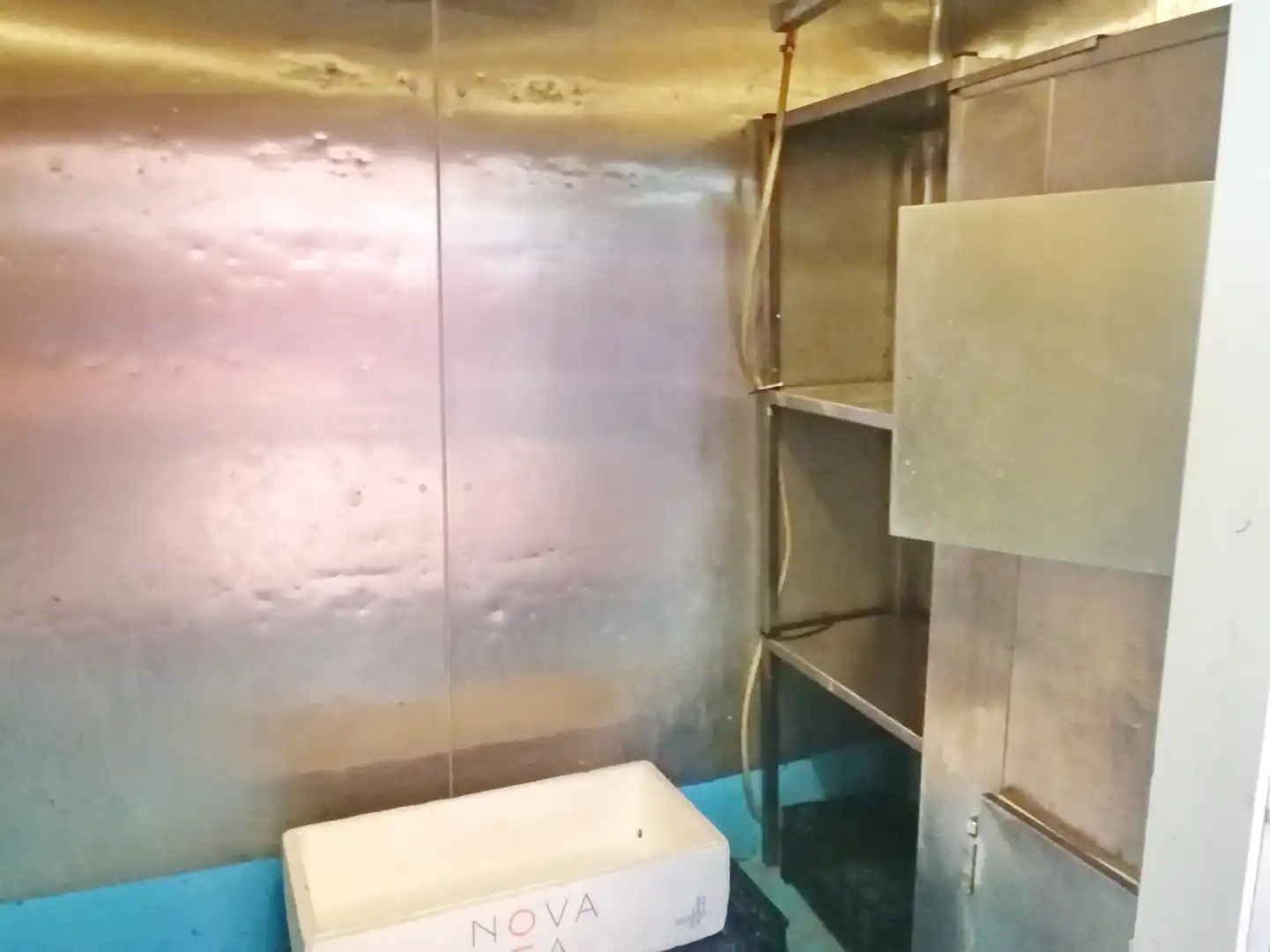 Baño de Local de alquiler en Guadalajara con Aire acondicionado