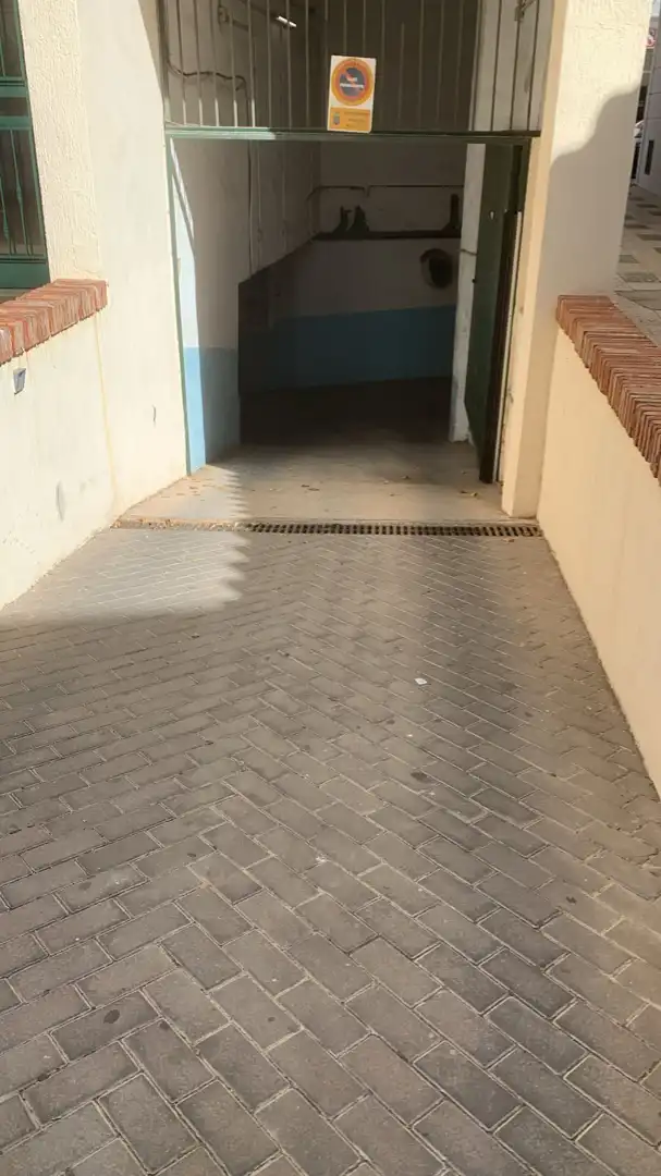 Aparcament amb ascensor en venda a Centro, imagen 5