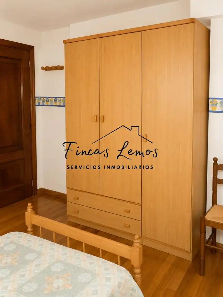 Exterior view of Flat for sale in Vimianzo  with Heating, Parquet flooring and Furnished