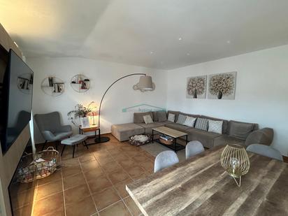 Living room of Flat for sale in Viver  with Air Conditioner, Heating and Terrace