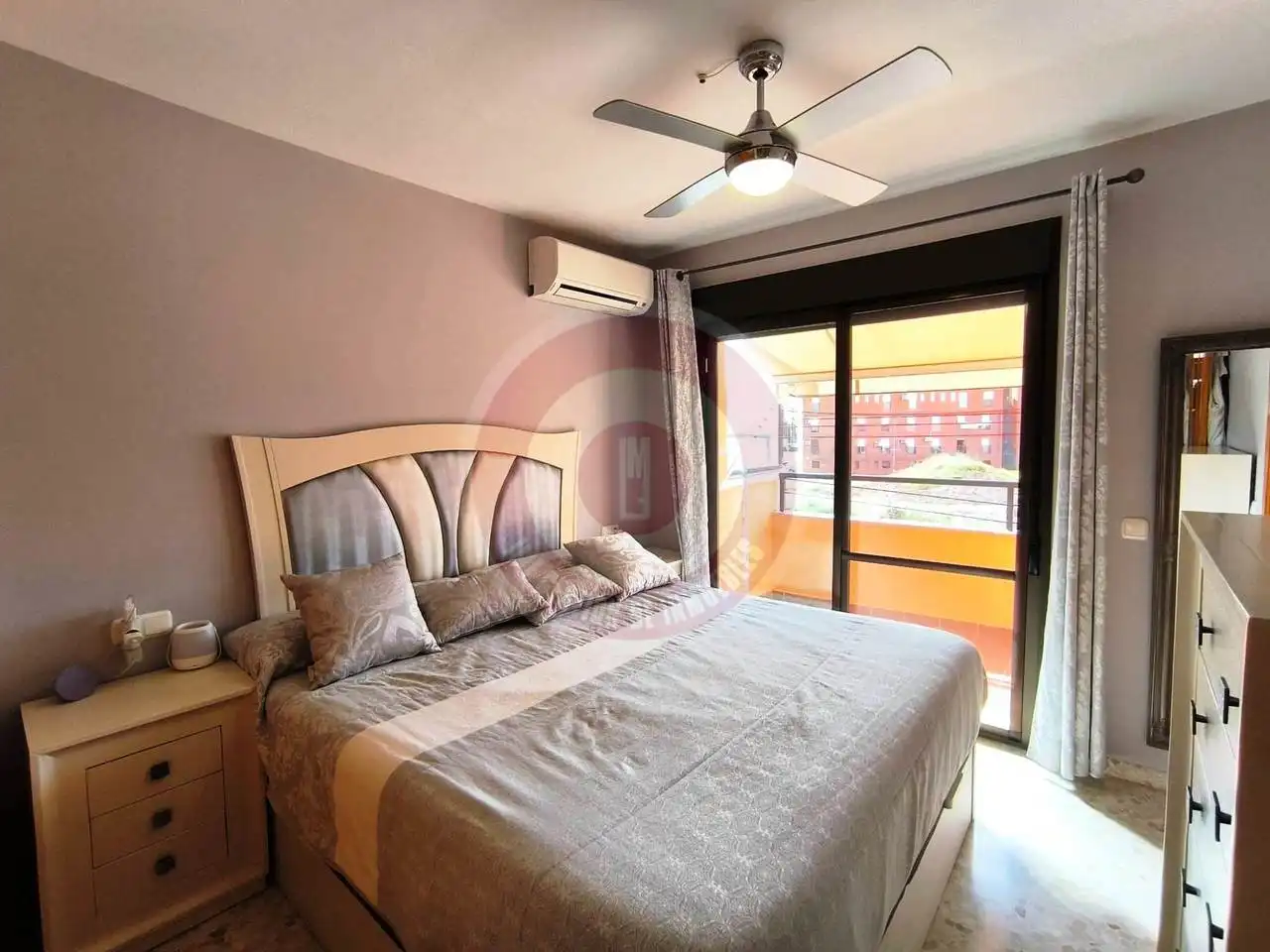 Habitación de Casa adosada en venta en Vélez-Málaga con Aire acondicionado, Terraza y Balcón