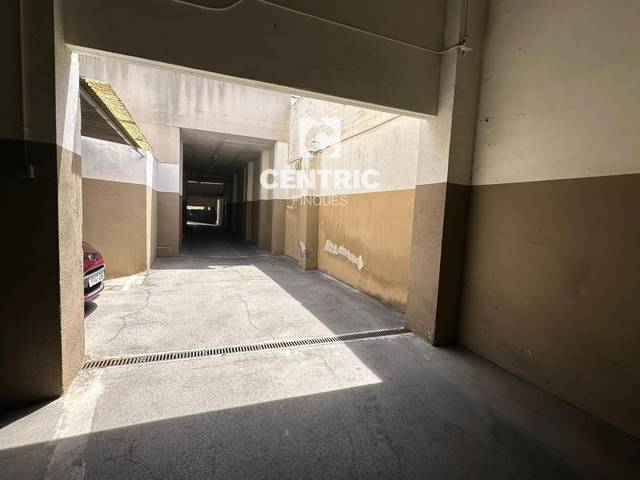 Garaje en Venta en Segle XX