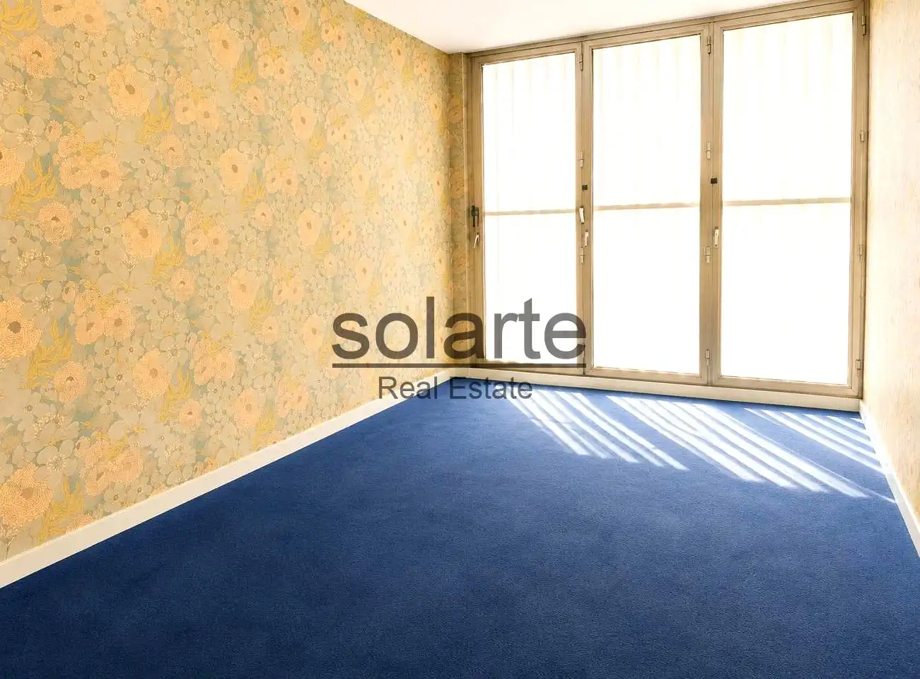 Habitación de Edificio en venta en L'Hospitalet de Llobregat