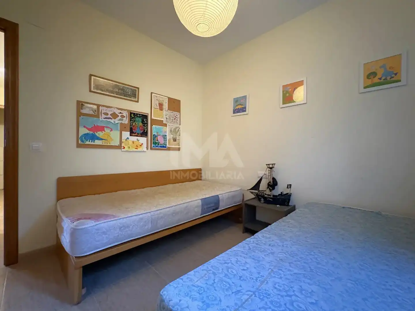 Habitación de Casa adosada en venta en Montealegre 