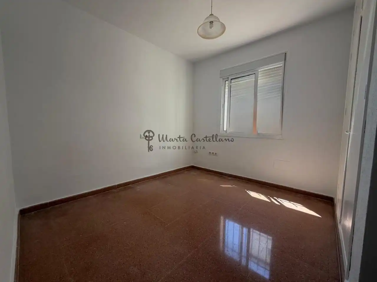 Dormitori de Planta baixa en venda en Rota amb Terrassa