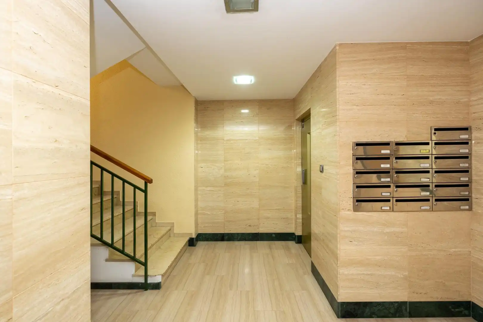 Flat with terrace to rent in Calle Calle Pintor Francisco Pradilla, imagen 29