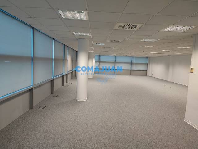 Oficina en Alquiler en Gorg