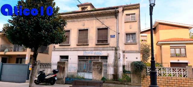 Casa-chalet en Venta en Calle Antonio Maura, 4 en Vallobín