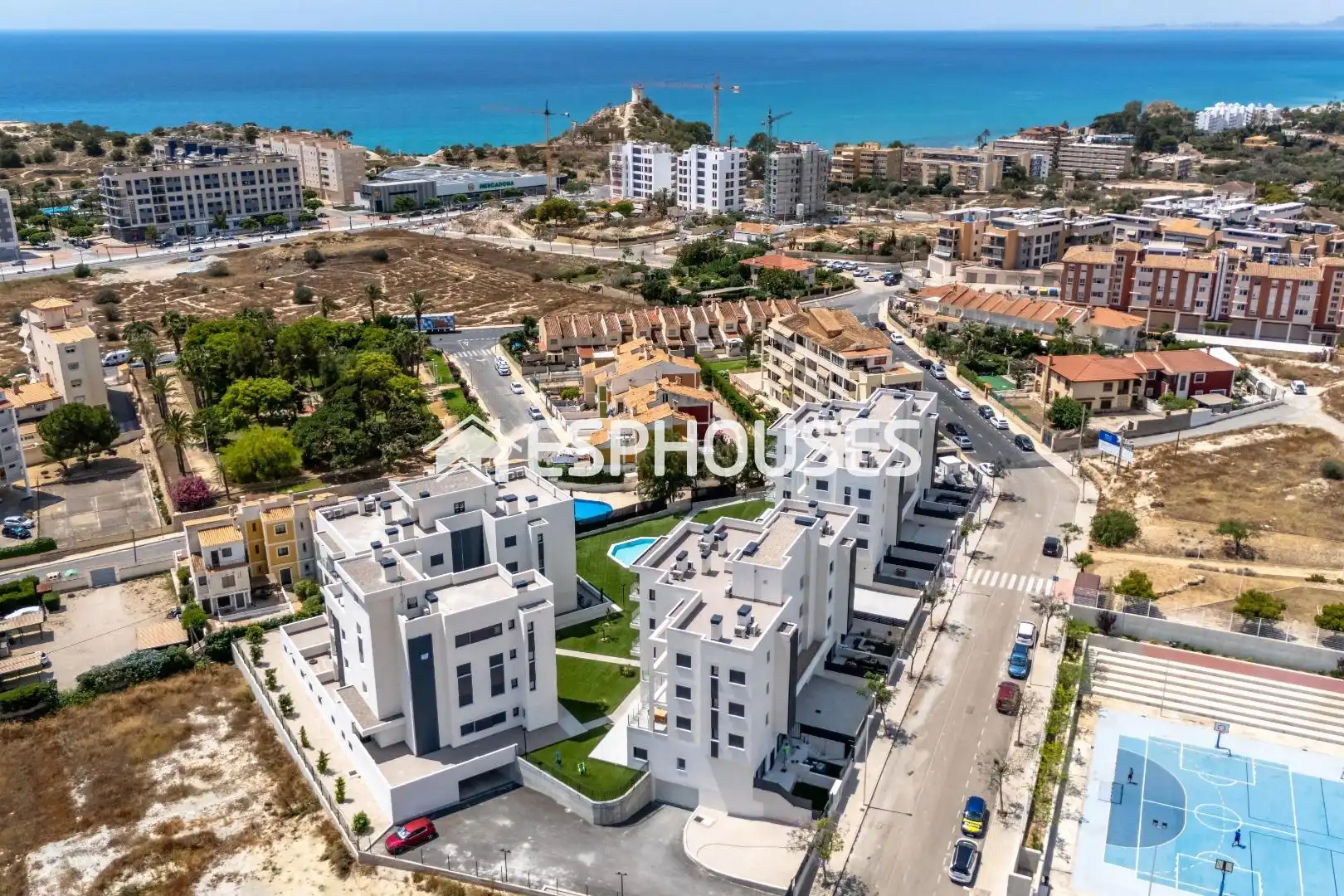 Vista exterior de Planta baixa en venda en Villajoyosa / La Vila Joiosa amb Aire condicionat, Terrassa i Balcó