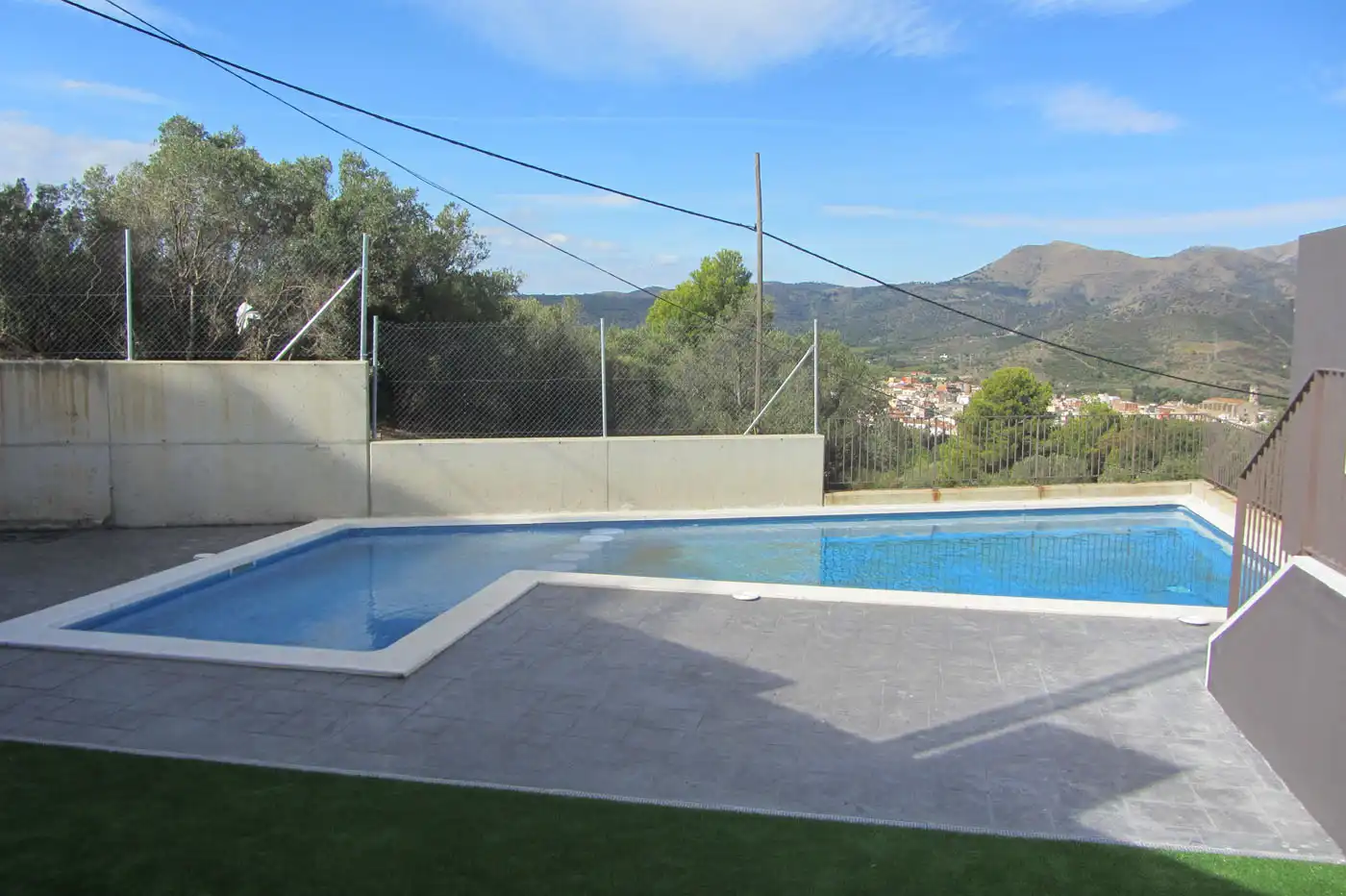 Piscina de Planta baja en venta en Llançà con Aire acondicionado, Calefacción y Jardín privado