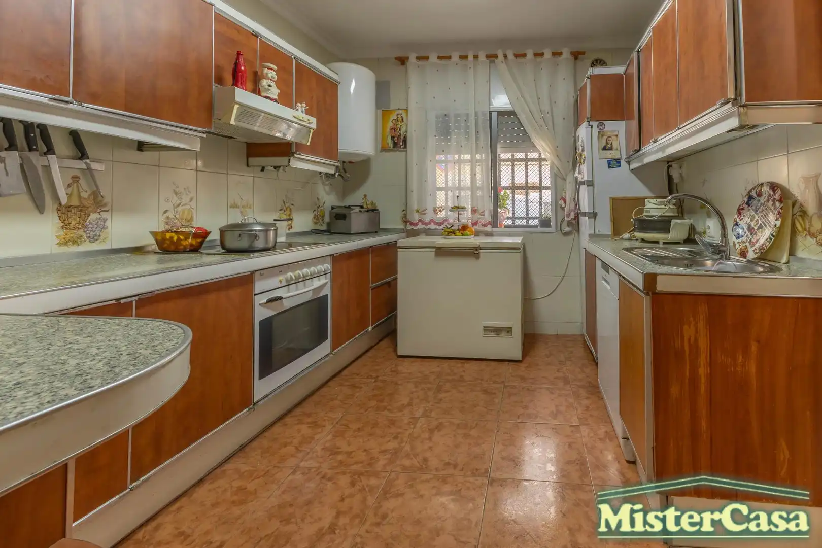 Kitchen of Houses for sale in Jerez de la Frontera  with Air Conditioner, Terrace and Storage room