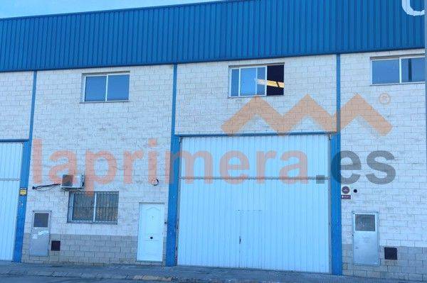 Nave industrial en Alquiler en Alaquàs