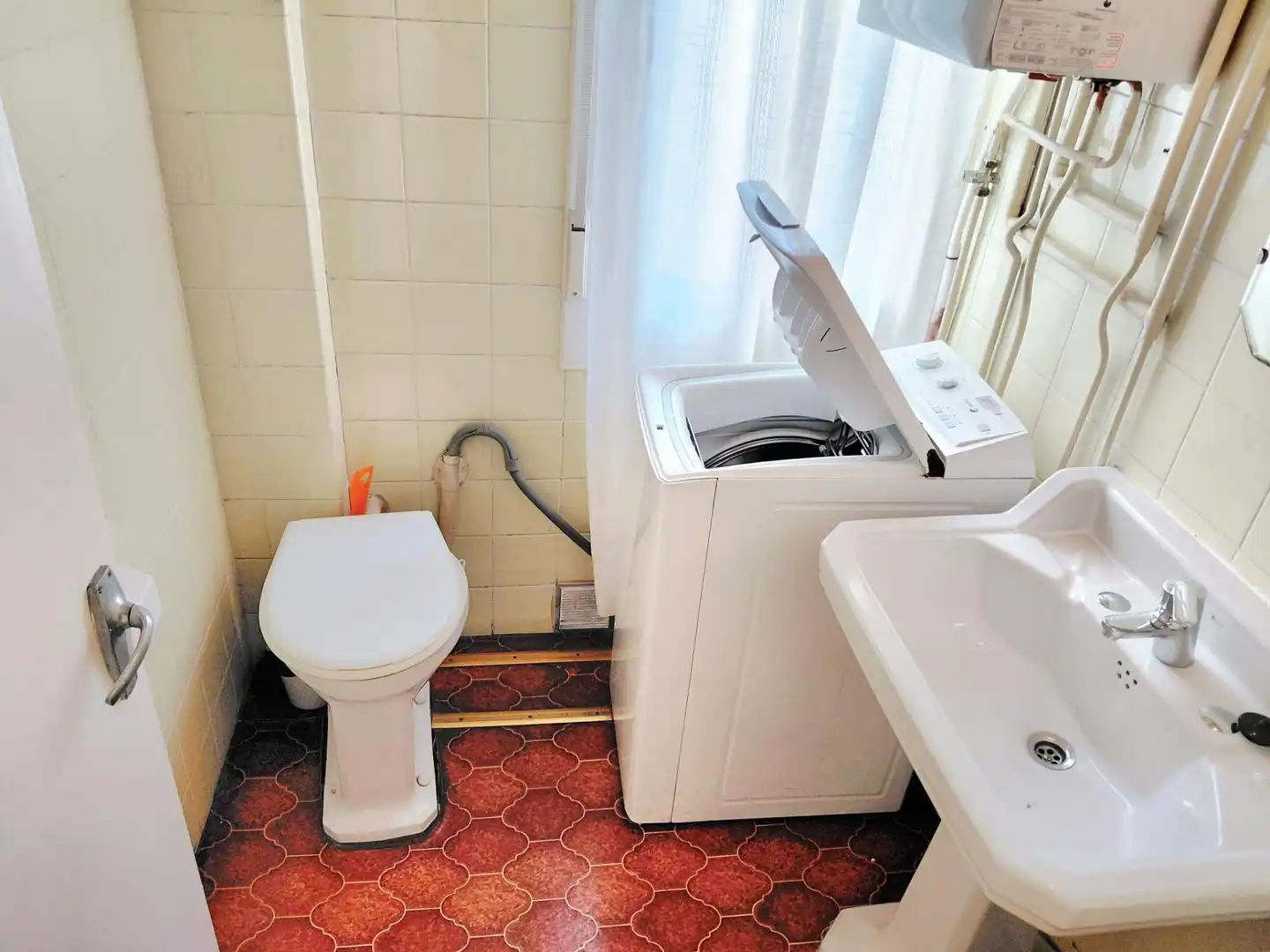 Baño de Piso en venta en Getxo  con Calefacción, Terraza y Amueblado
