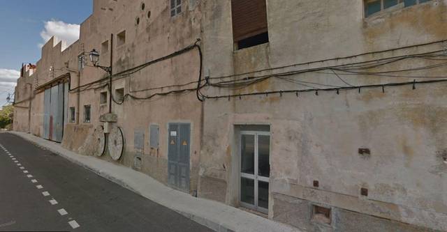 Nave industrial en Venta en Maria de la Salut
