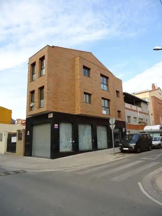 Exterior view of Buildings for sale in Sabadell
