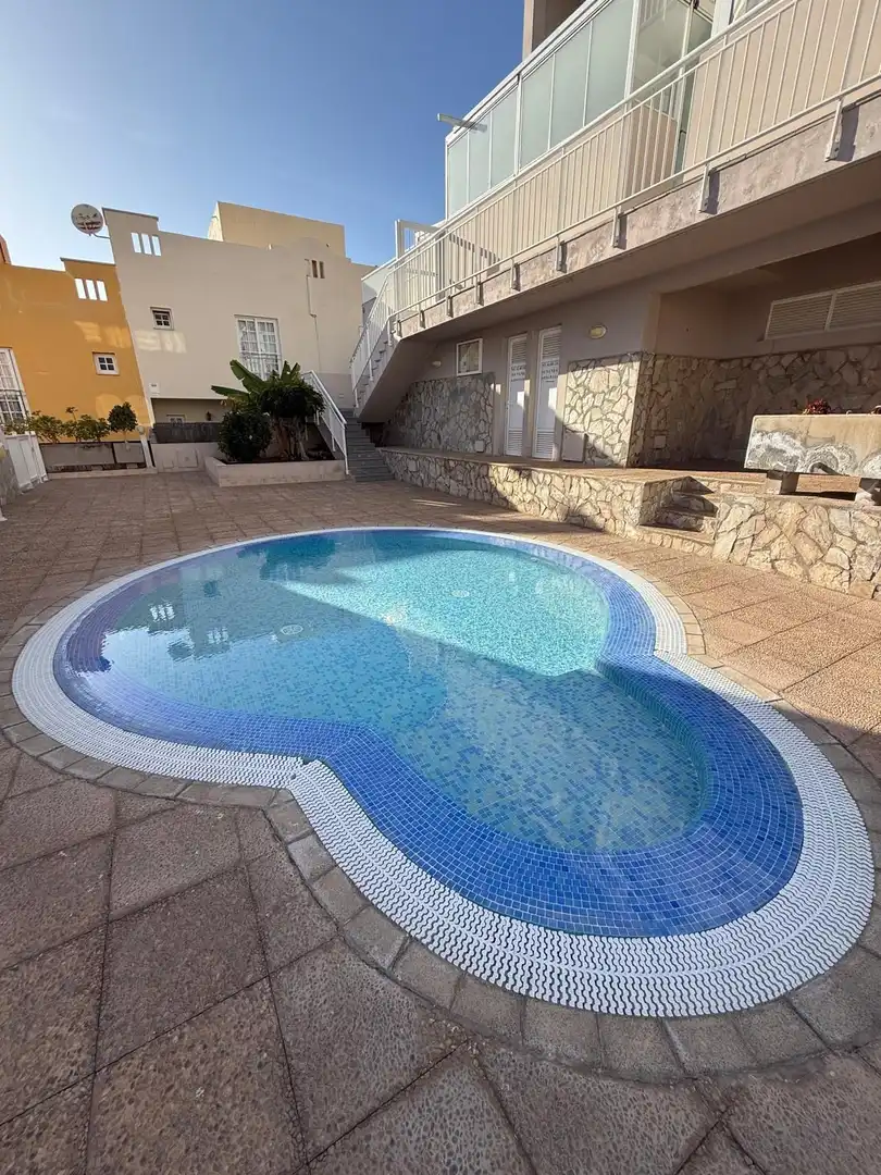 Piscina de Casa o xalet en venda en Adeje amb Terrassa, Moblat i Piscina comunitària
