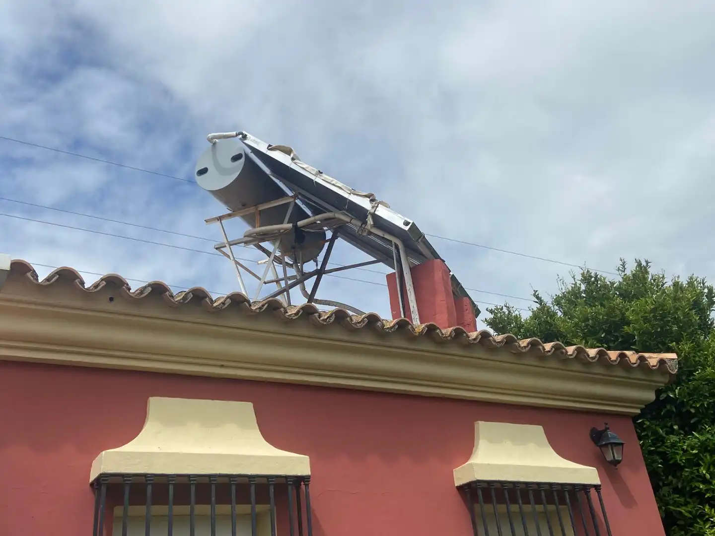 Vista exterior de Finca rústica en venda en El Puerto de Santa María amb Jardí privat, Terrassa i Traster