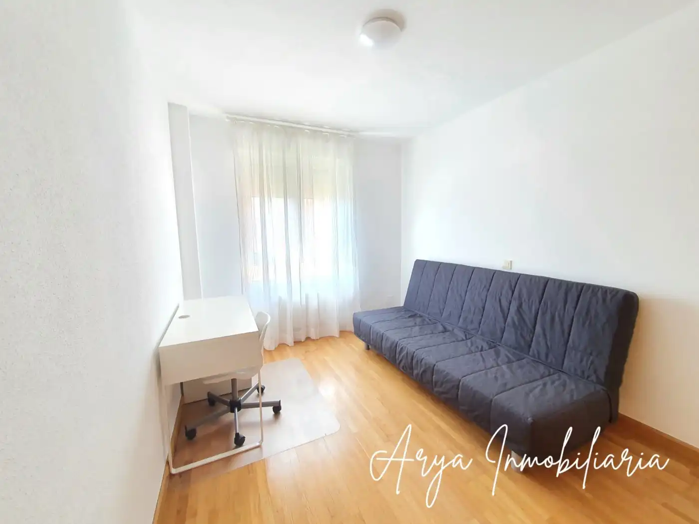 Habitación de Piso de alquiler en Torrejón de Ardoz con Calefacción, Amueblado y Piscina comunitaria