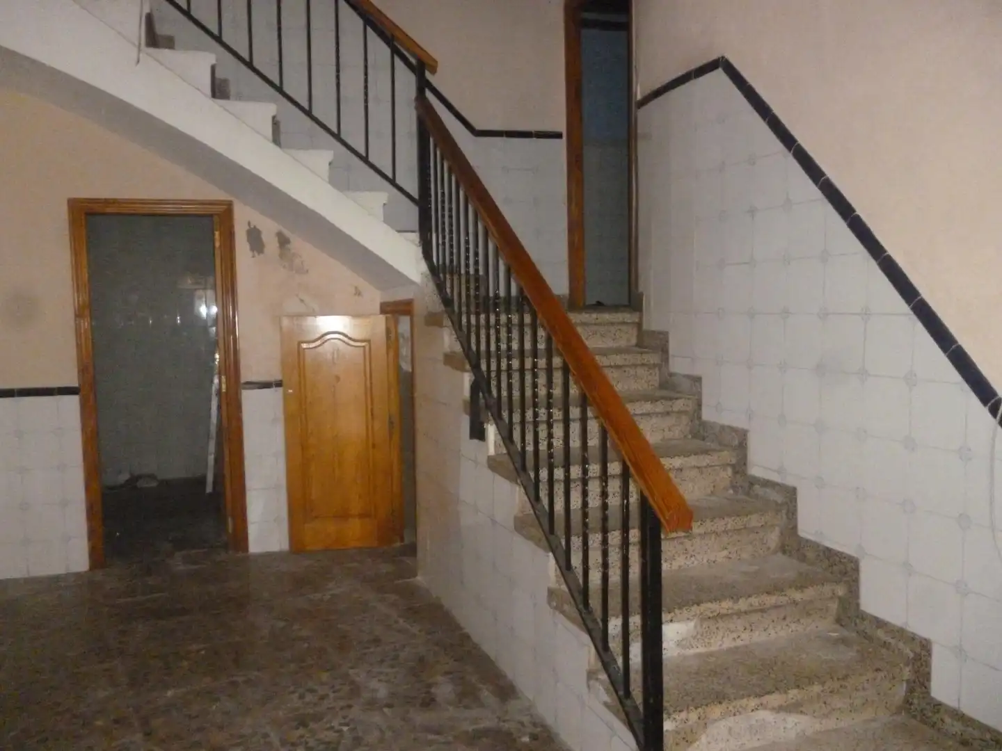 Casa con terrazza in vendita a Centro