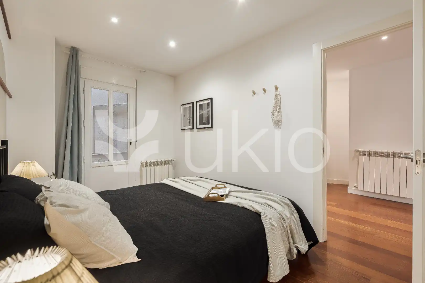 Schlafzimmer von Wohnungen zur Miete in Madrid mit Klimaanlage, Heizung und Möbliert
