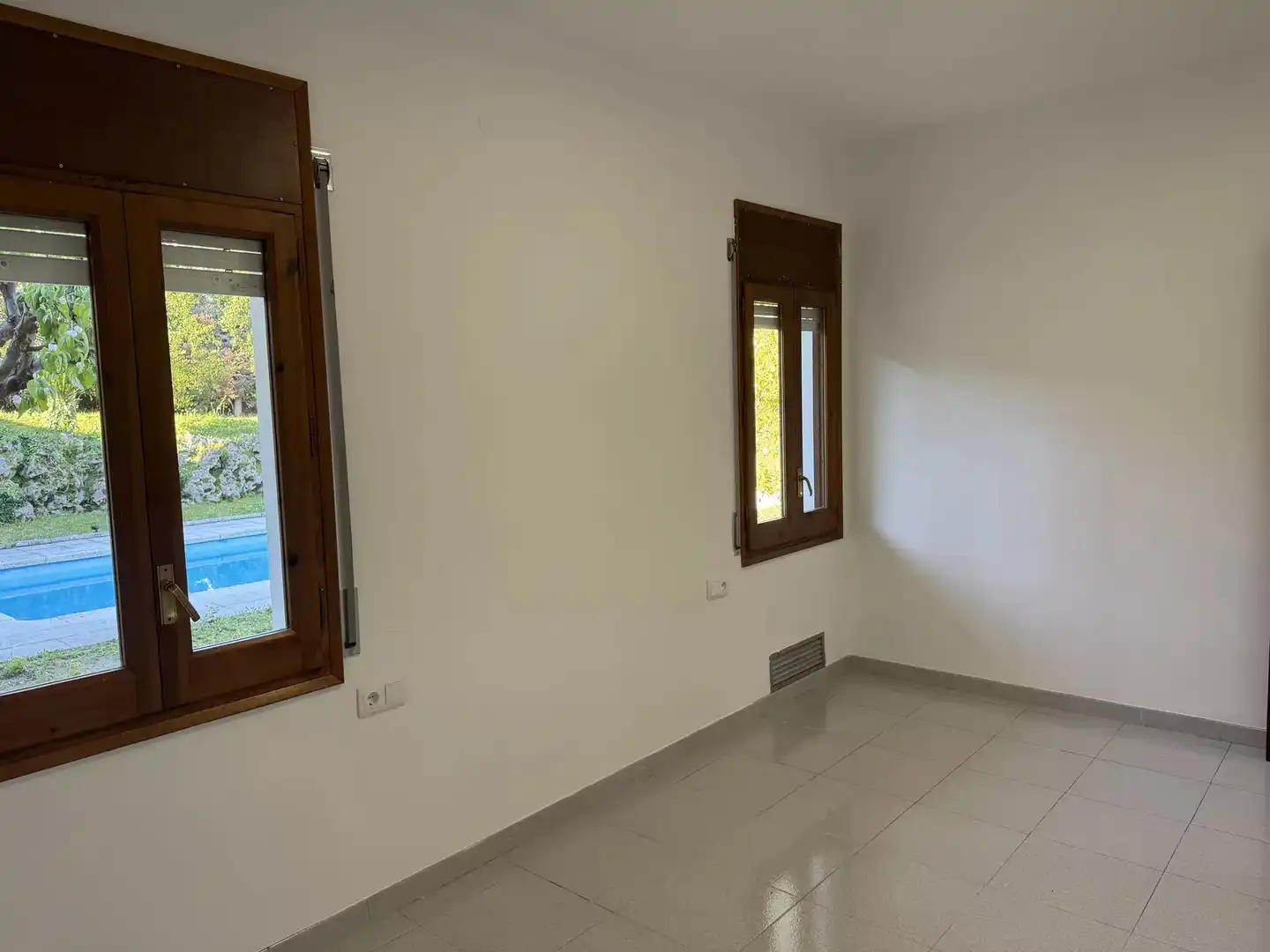 Houses for sale in Girona  with Air Conditioner, Heating and Terrace
