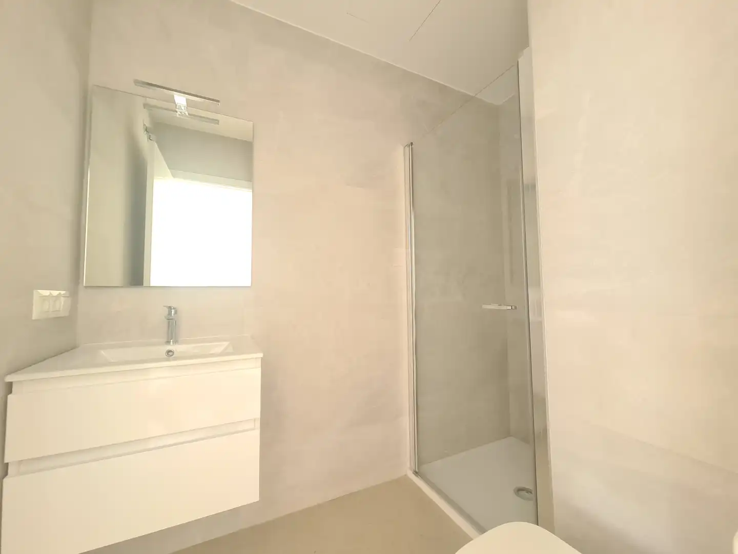 Baño de Ático en venta en Sevilla con Aire acondicionado, Calefacción y Terraza