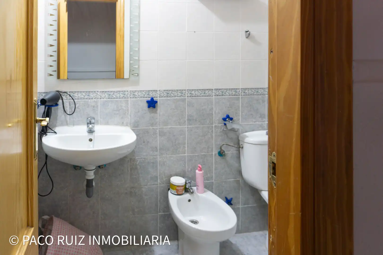 Baño de Piso en venta en Huércal de Almería con Aire acondicionado y Piscina