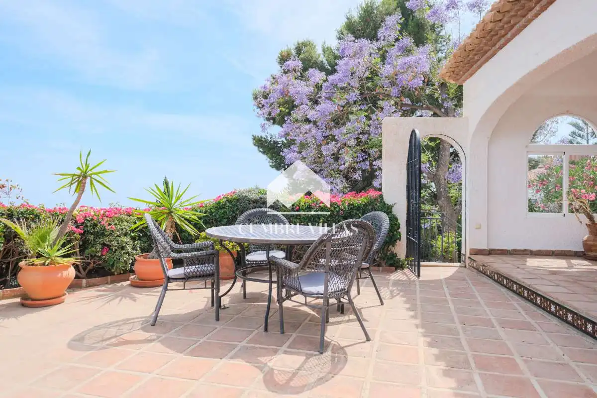Terrassa de Casa o xalet en venda en Salobreña amb Jardí privat, Terrassa i Piscina comunitària